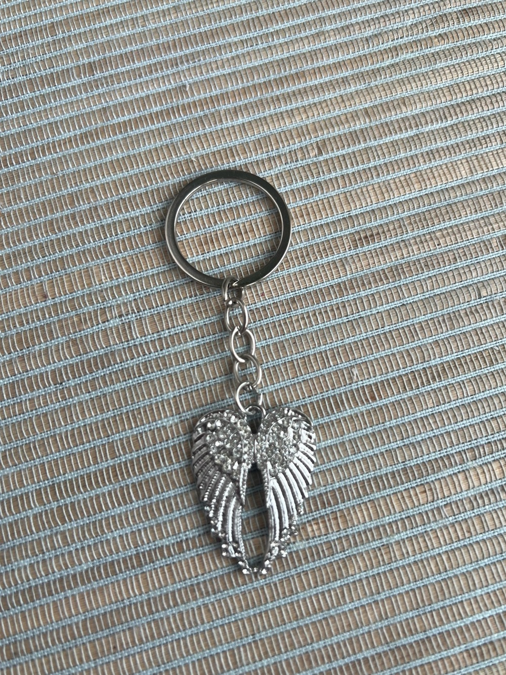 Silver Crystal Angel Wings Keychain/ bag charm - Picture 5 of 5
